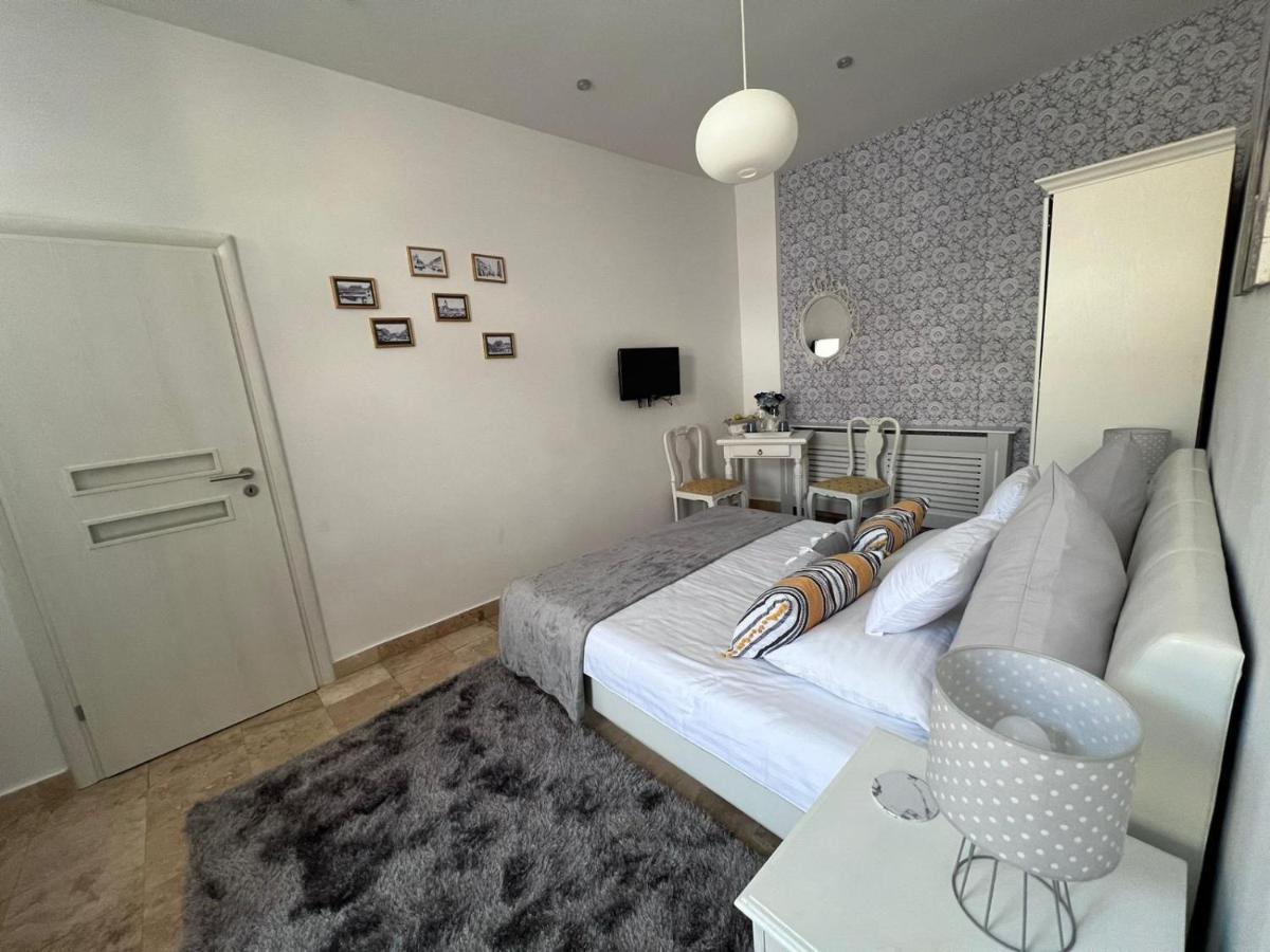 Guest house Eduard Weiss *